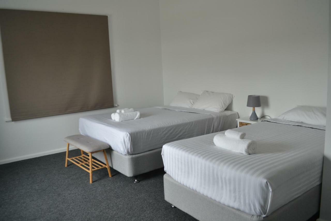 Garden Hotel Dubbo Kültér fotó
